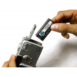 Замена батареи Sony Cyber-shot DSC-P9